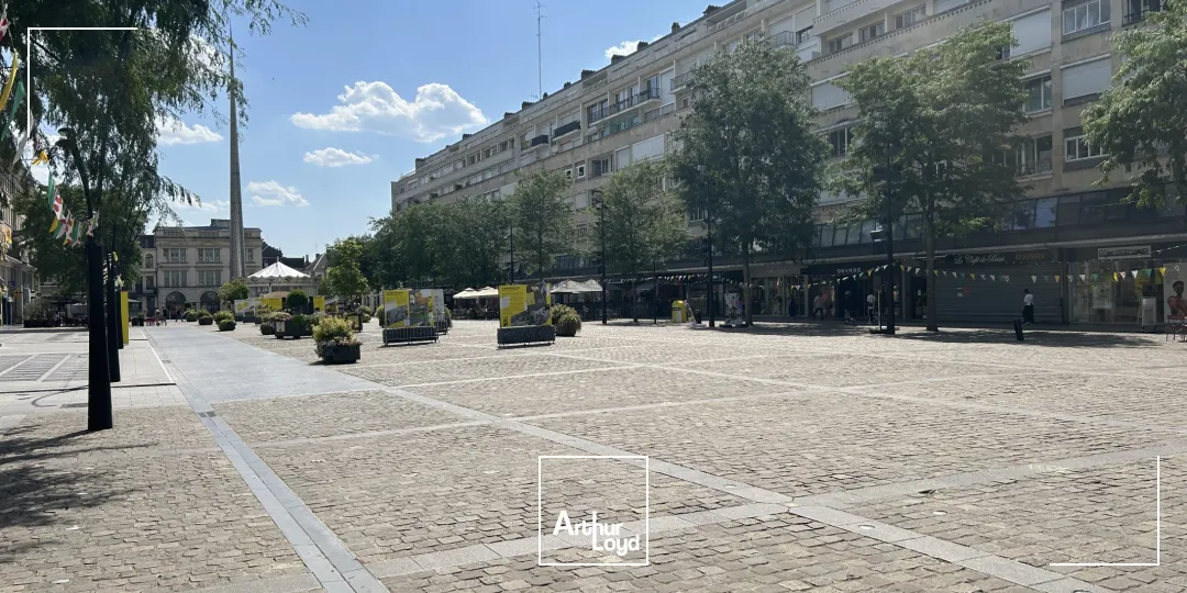  Local commercial 245 m² en emplacement premium à Valenciennes