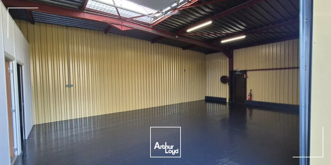 DIJON - LOCAL D'ACTIVITES - A LOUER