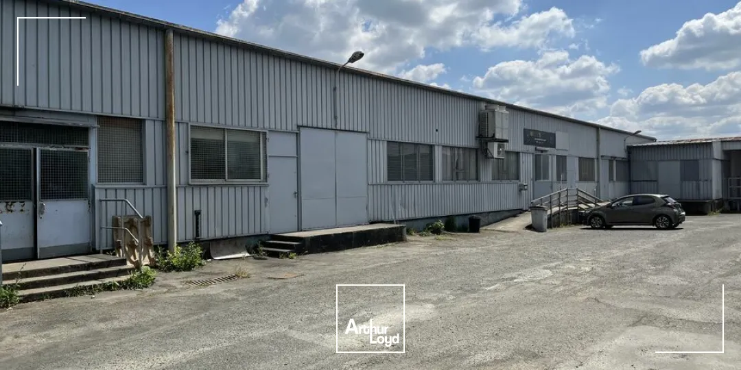ENTREPOT 1483 M2 DIVISIBLE NIORT SAINT LIGUAIRE
