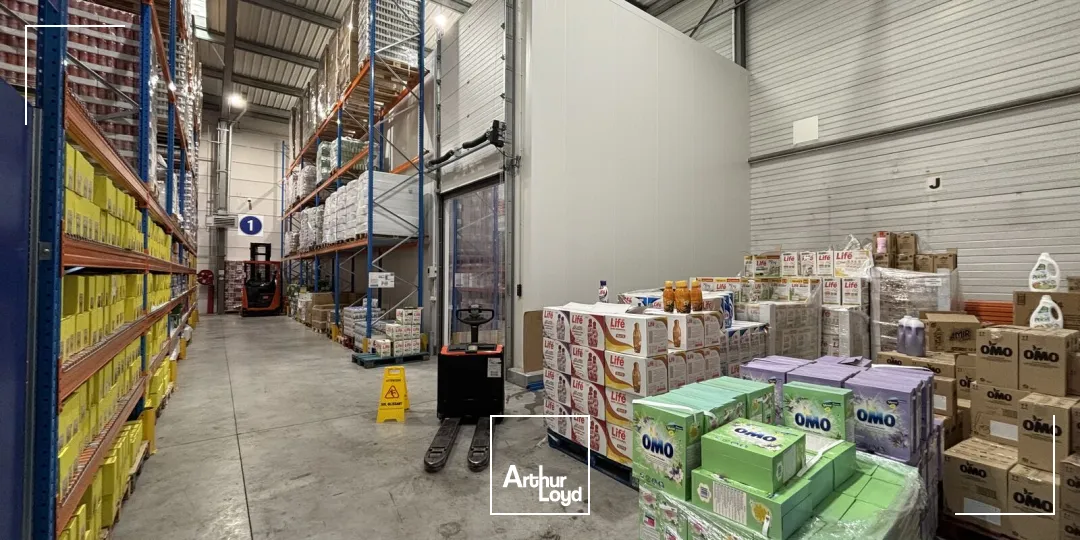 Locaux d'activité sur site clos, à Gennevilliers, à proximité des quais de Seine