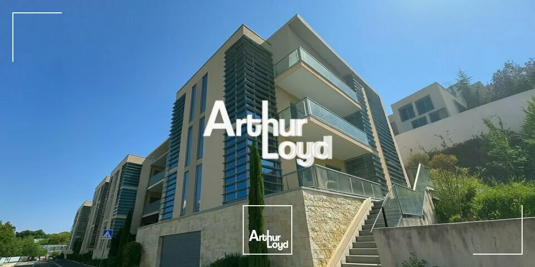 Bureaux neufs à la location 182 m² avec terrasse privative 73 m² - Sophia Antipolis