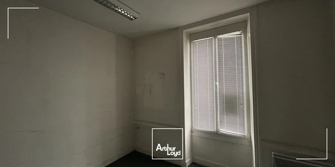 Locaux commerciaux à vendre à Bouvron 44130