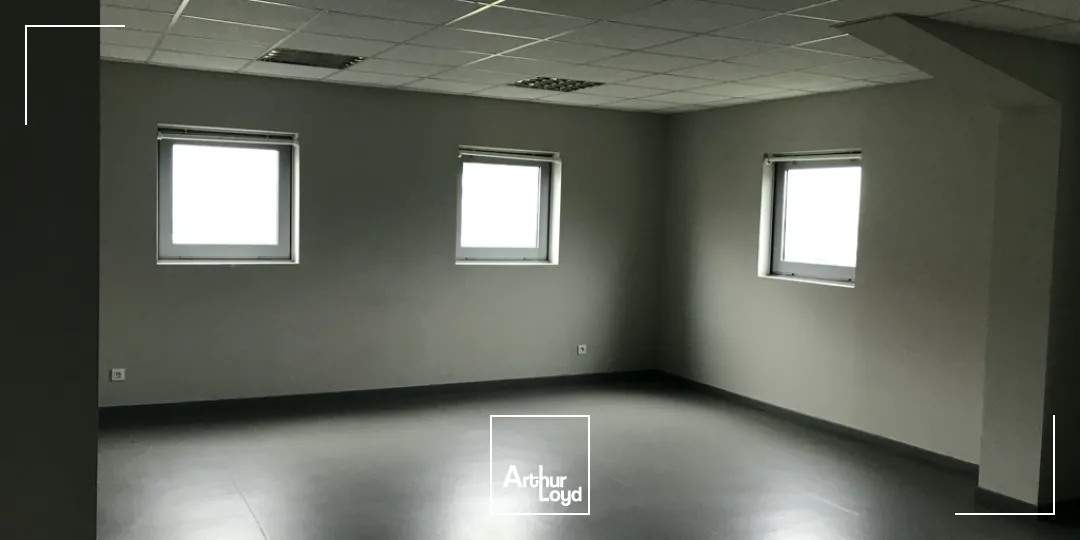 Bureaux ou local commercial 80 m2