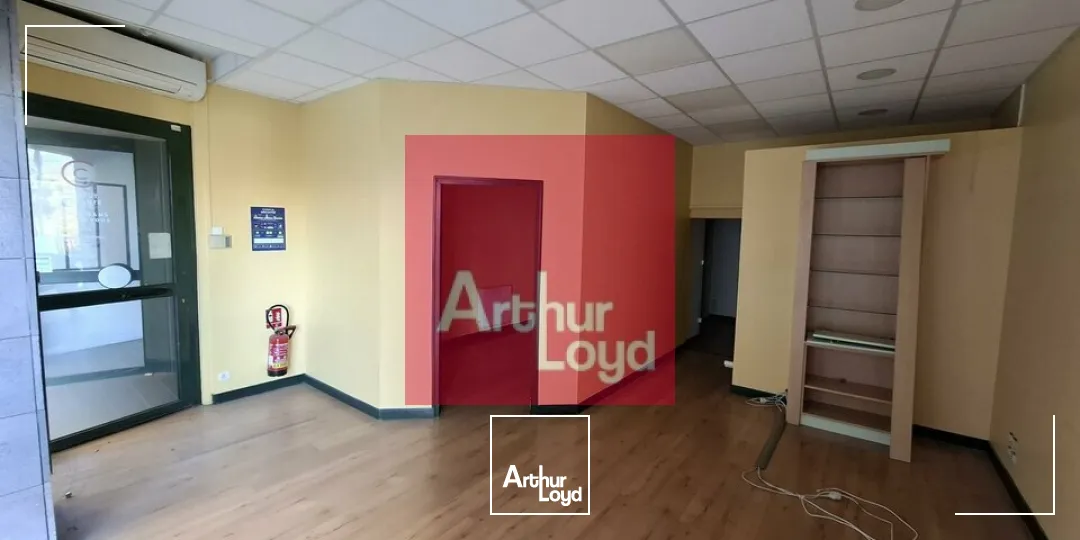 CLERMONT-FD CENTRE VILLE LOCAL COMMERCIAL 40 M² A VENDRE