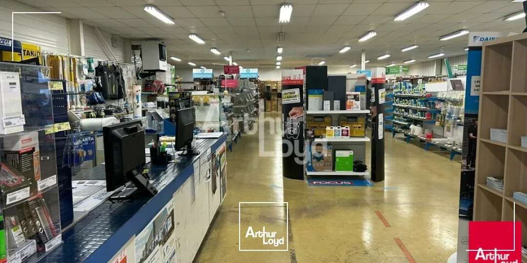 ROMORANTIN-LANTHENAY - VENTE LOCAL D'ACTIVITÉ DE 949 M² - PROCHE ZONE D'ACTIVITÉS