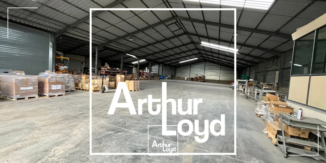 Locaux d'activités lumineux et modulables + terrain à louer - VauvertAccessibilité optimale pour activité logistique et tertiaire