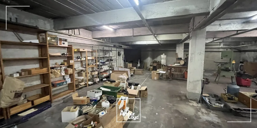 Offre de bureau rare en centre ville - A louer 160 m2 + 206 m2 en sous-sol avec parkings (quartier Faubourg Bannier - Gare - Médiathèque)