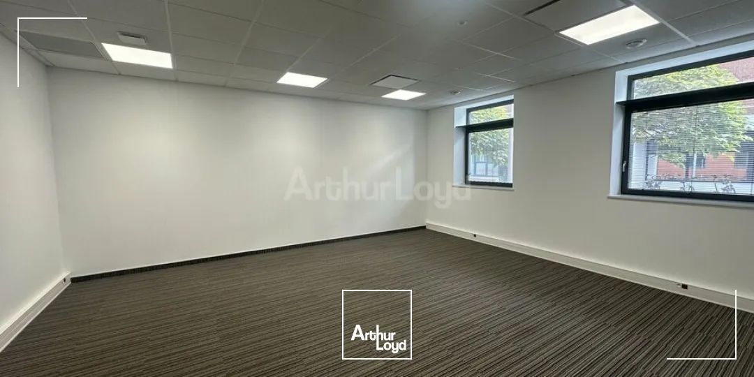 BUREAUX à LOUER de 74.4 m²