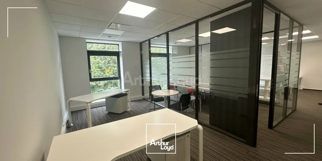 BUREAUX à LOUER de 74.4 m²