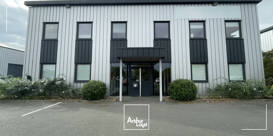 Immeuble tertiaire indépendant à louer ai CIT de Roncq