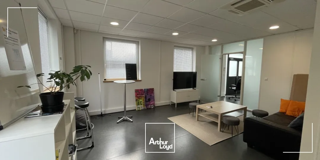 Immeuble tertiaire indépendant à louer ai CIT de Roncq