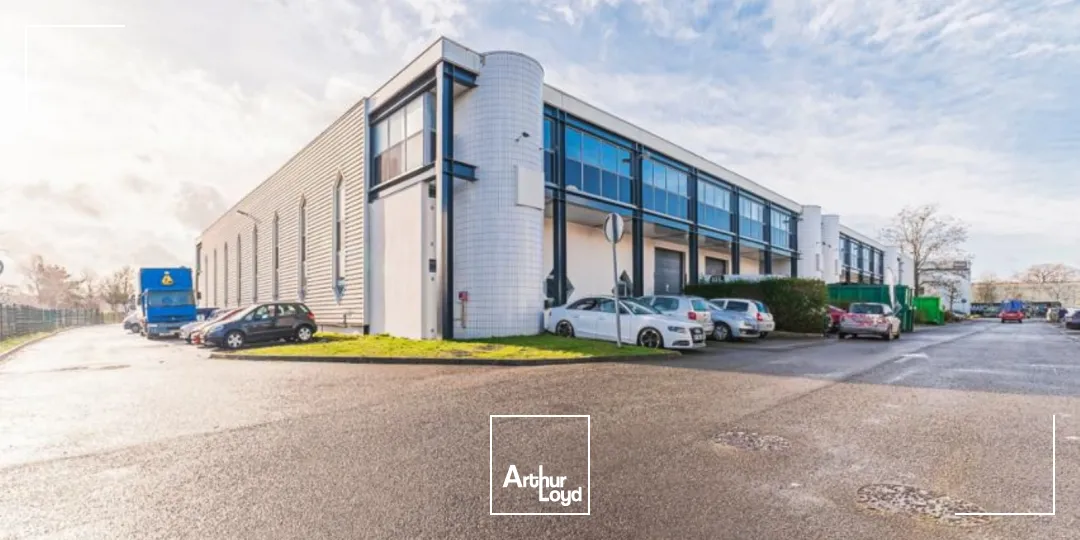 LOCAUX D'ACTIVITES - ZA TRAPPES ELANCOURT