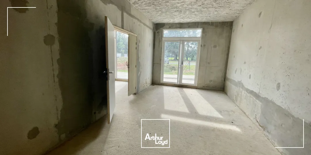 Locaux commerciaux à vendre à FRANQUEVILLE SAINT PIERRE 76520