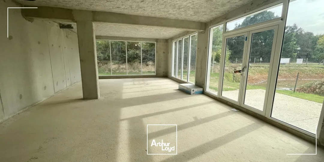 Locaux commerciaux à vendre à FRANQUEVILLE SAINT PIERRE 76520