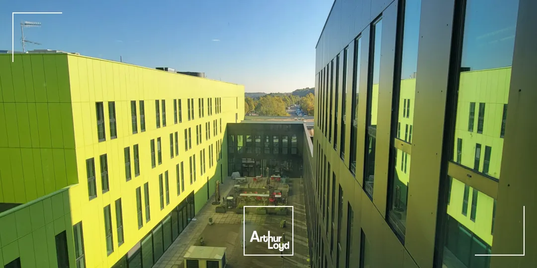 Bureaux à Vendre à La Jonxion