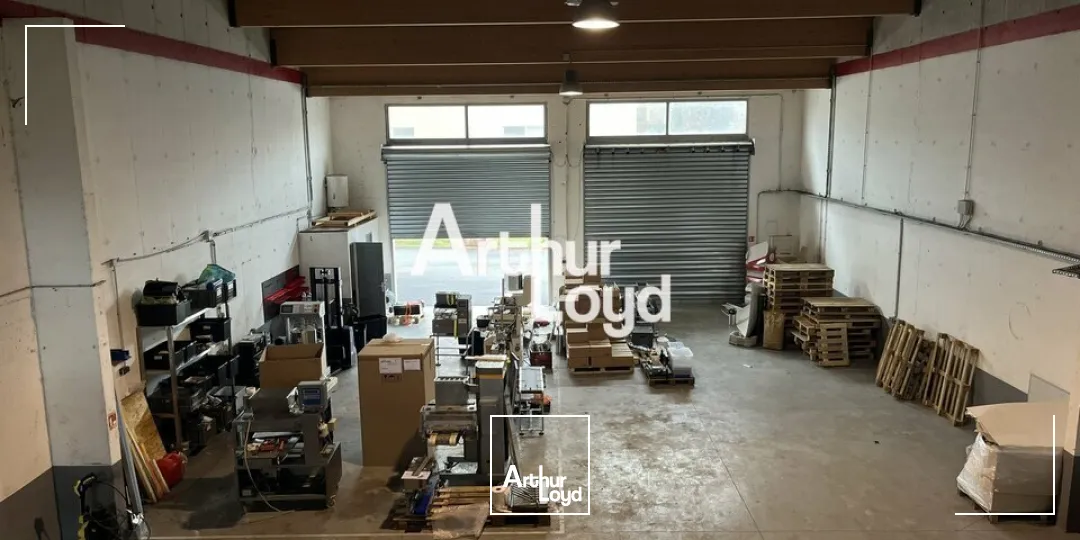 Location locaux d'activités 225 m² - Montauroux