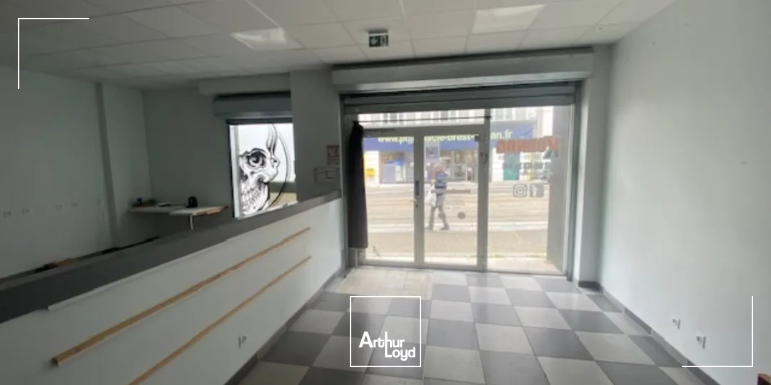 A VENDRE A LOUER LOCAL COMMERCIAL 108 JEAN JAURES BREST