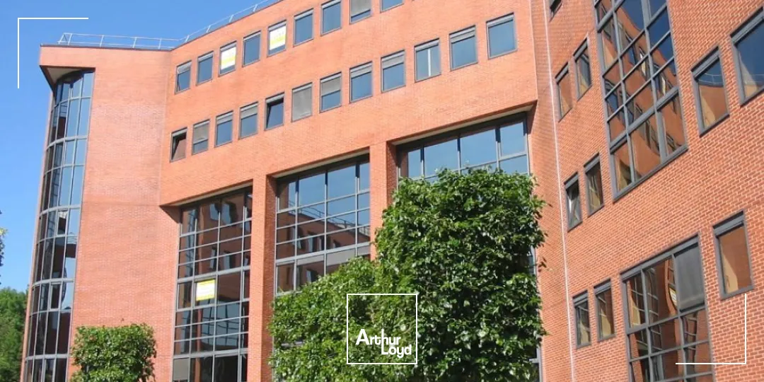 Bureaux à vendre à MEUDON LA FORET 92360