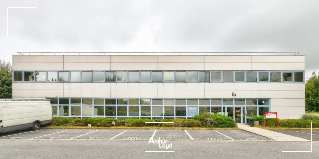 Bureaux 270 m² à louer Paris Nord 2 Roissy - Proche Aéroport CDG et Parc des Expositions