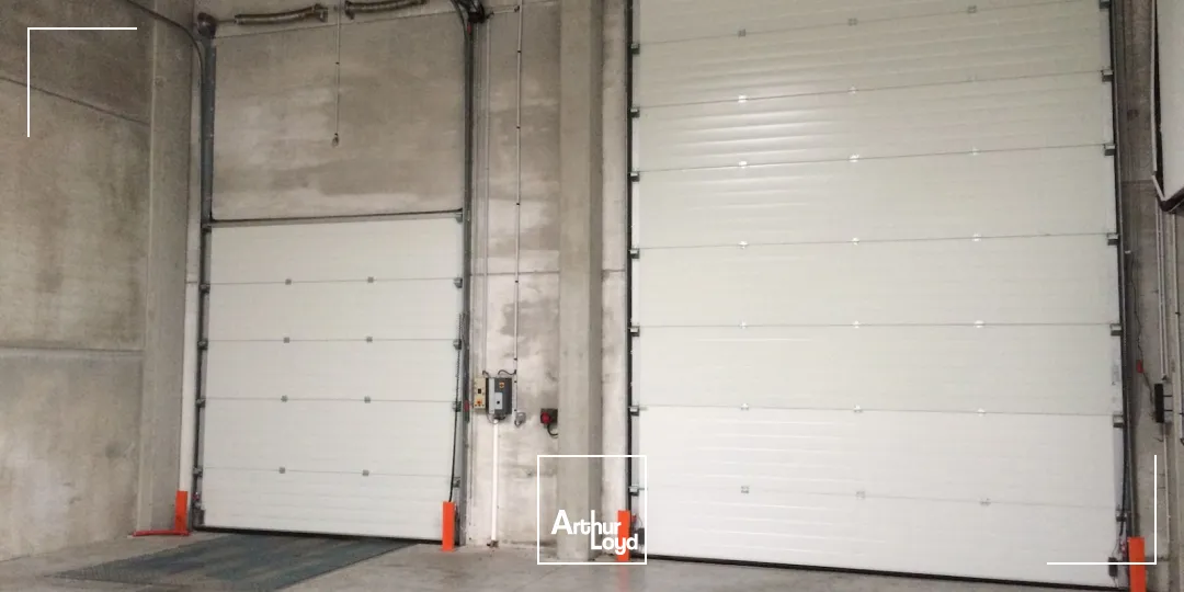 A louer, entrepôts avec quai + bureaux, Saint André Lez Lille