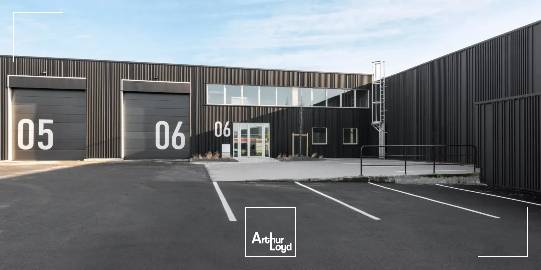 A louer, locaux d'activité réhabilités, Roncq