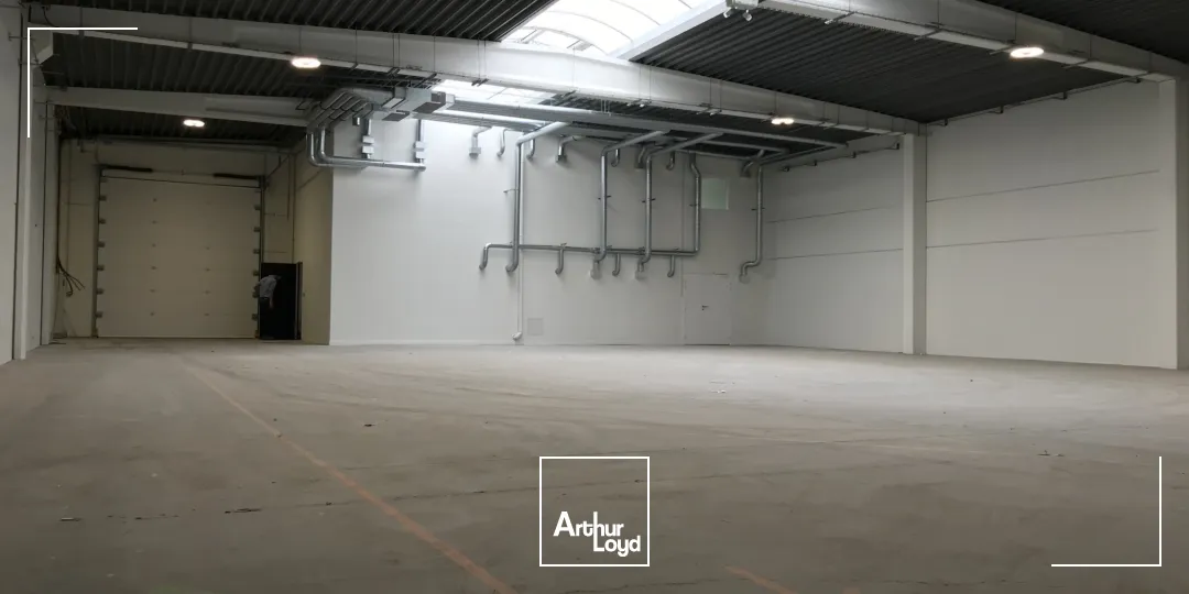 A louer, locaux d'activité réhabilités, Roncq