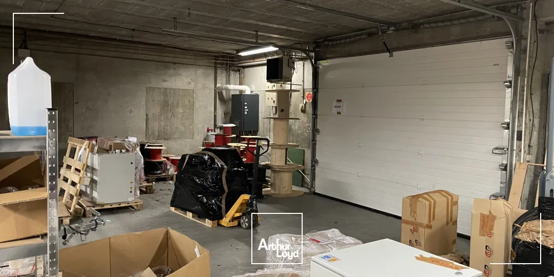 À louer - Local mixte bureaux et entrepôt - en ZI de TEMPLEMARS- Site sécurisé avec parkings