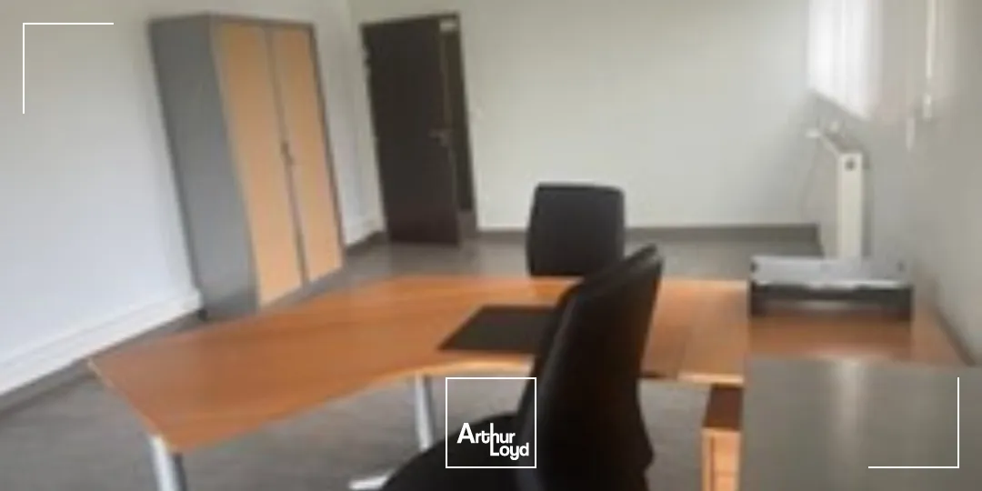 Henin Beaumont ZA du bord des eaux site sécurisé parking proche centre ville éclairage naturel