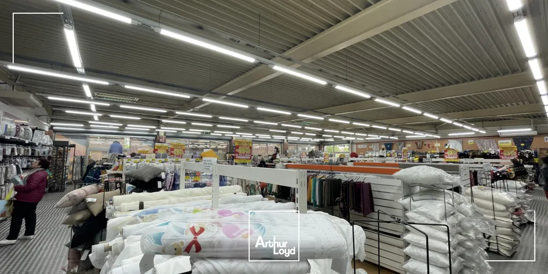 530m2 A LOUER ZONE DE NOYELLES GODAULT