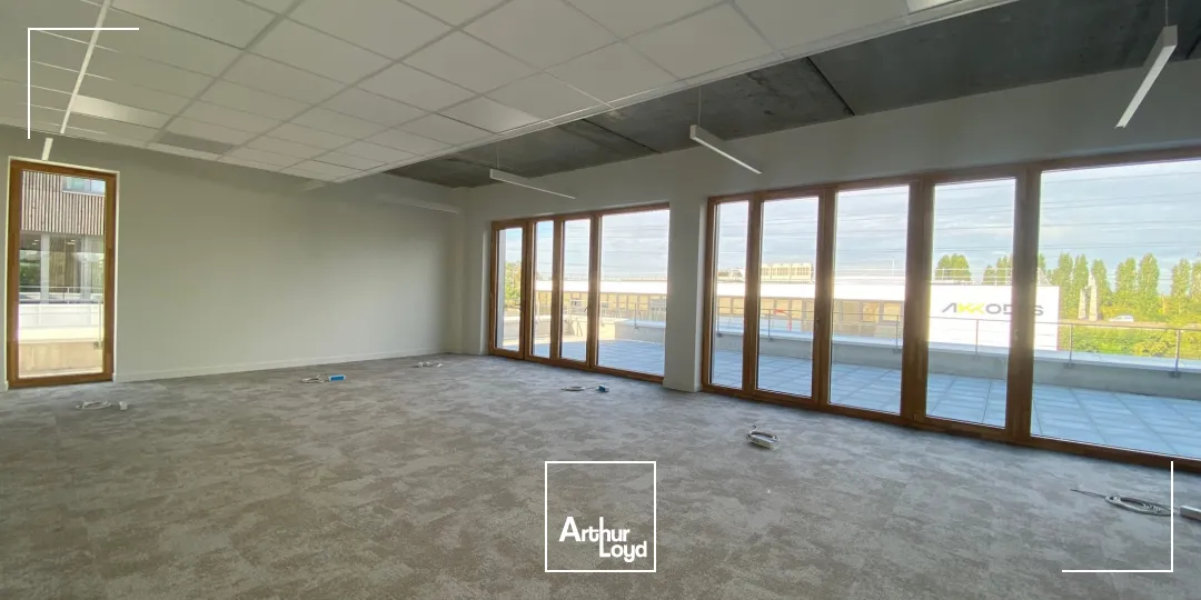 Bureaux à Louer Parc Europe Avec Parkings 