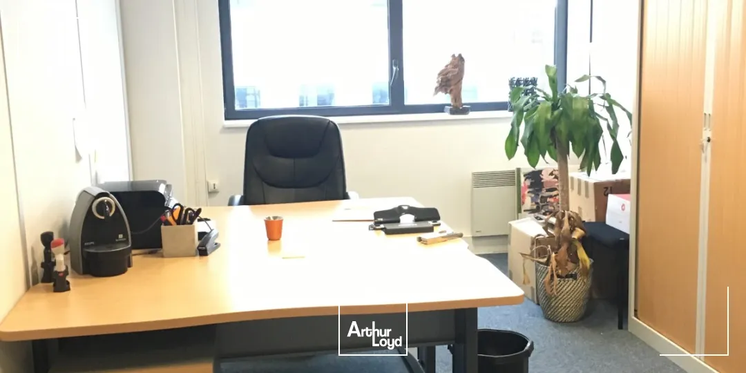 Bureaux à louer à Roubaix - Lumineux, fibrés, avec parkings, en Zone Franche Urbaine (ZFU)