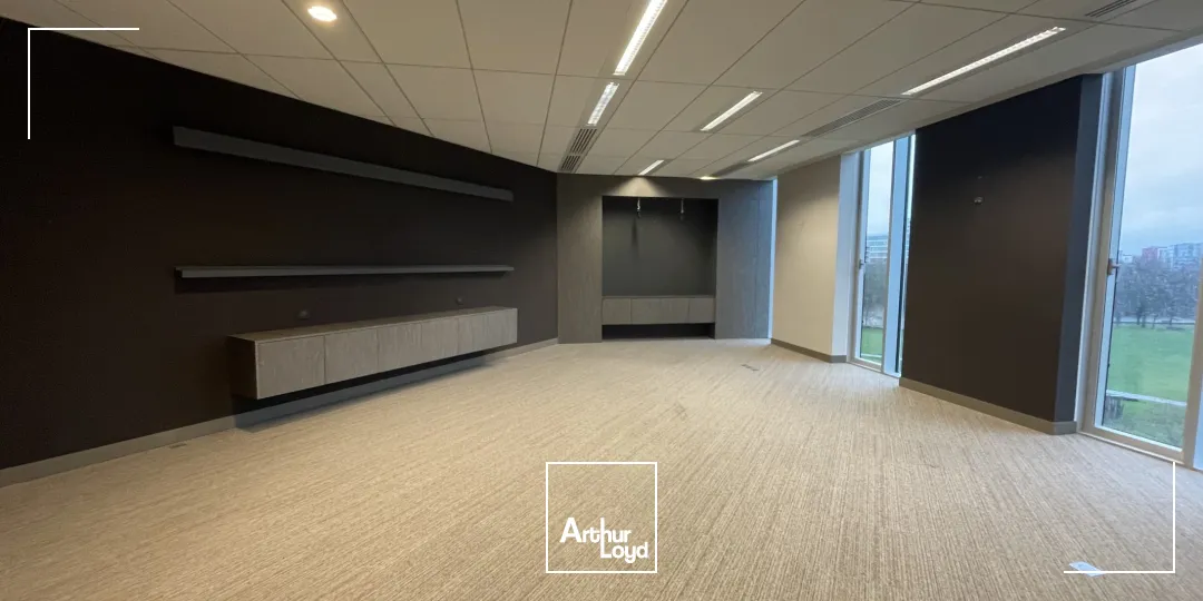 Bureaux modernes à louer dans un programme immobilier d'exception à Lille - Accessibilité & confort garantis