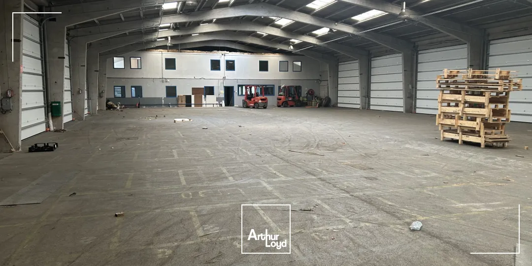 Entrepôt idéal pour logistique urbaine - CRT de Lesquin