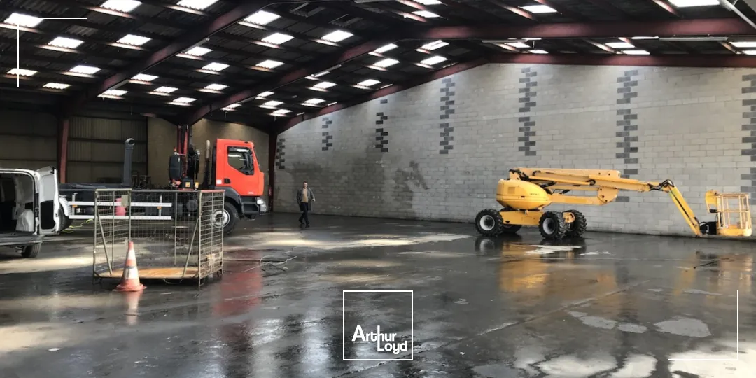 A Louer A vendre Entrepôt à Cambrai