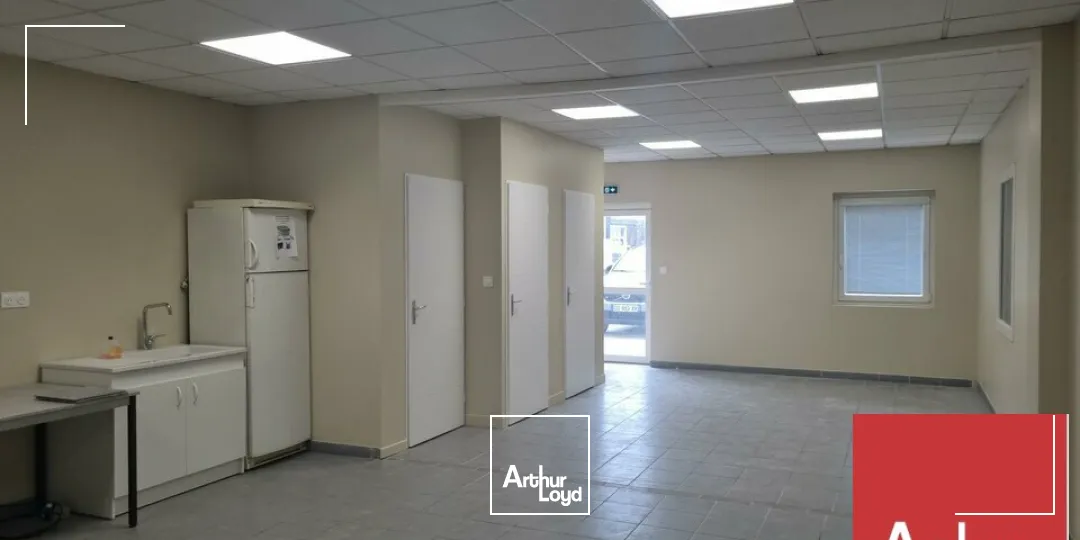 MONTELIMAR ZONE NORD - A LOUER BÂTIMENT INDUSTRIEL DE 605 M2 AVEC PONT ROULANT DE 40 TONNES