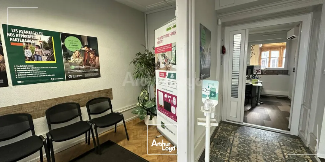 LOCAL D'ACTIVITE - ENTREPOT à VENDRE de 189 m²