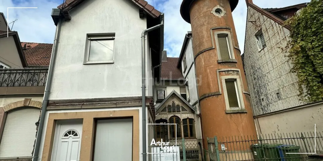 LOCAL D'ACTIVITE - ENTREPOT à VENDRE de 189 m²