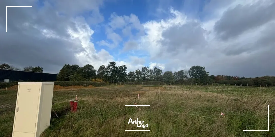 À VENDRE  Bâtiment de stockage neuf en VEFA Zone Artisanale du Vivier  Nieul-le-Dolent (85)