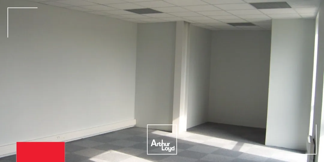 Bureau à louer à NOGENT LE PHAYE 28630