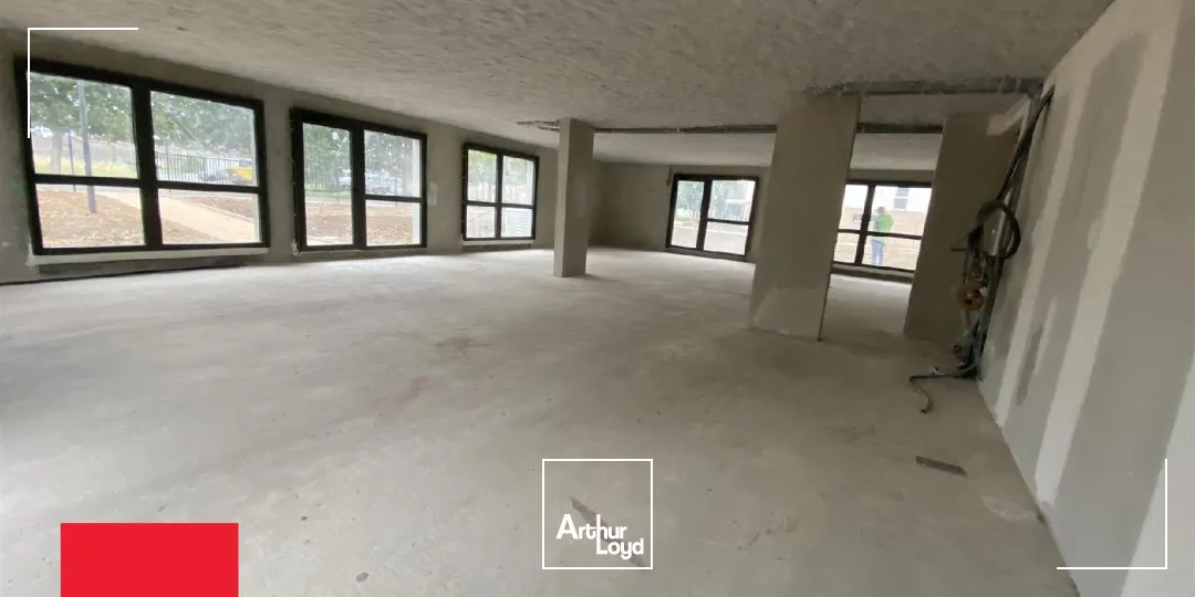 Local commercial à vendre à LUISANT 28600