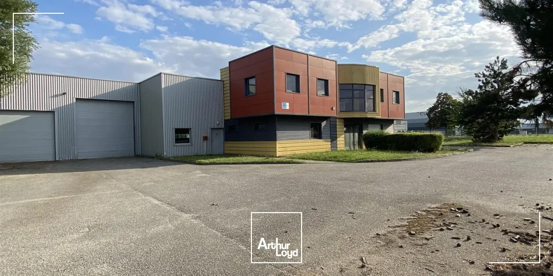 Local d'activité à louer à VERNOUILLET 28500