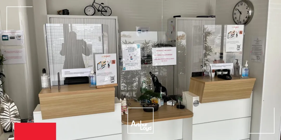 Local commercial à vendre à LUCE 28110