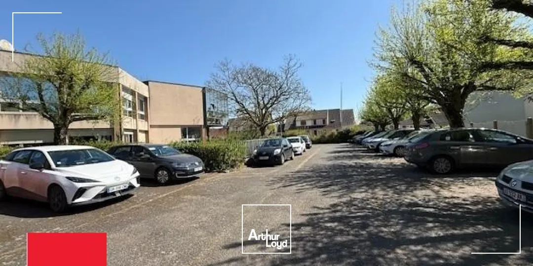 Bureau à vendre à LUCE 28110