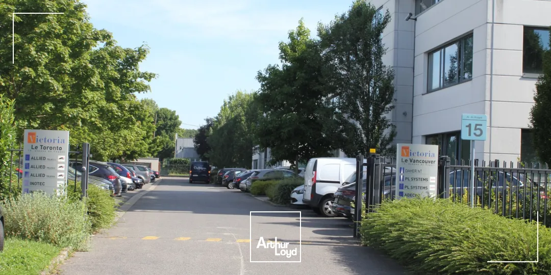 Bureaux à louer à LES ULIS 91940