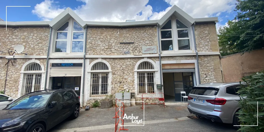 Bureaux avec stockage à louer - Proximité L2 et Sakakini - 13004 Marseille