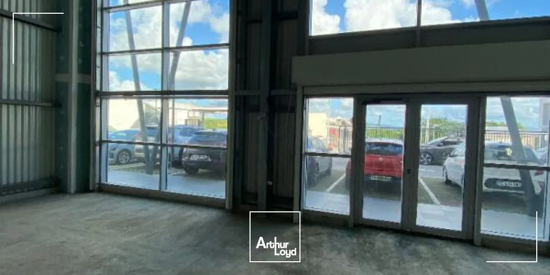 Local commercial 200 m2 FdF