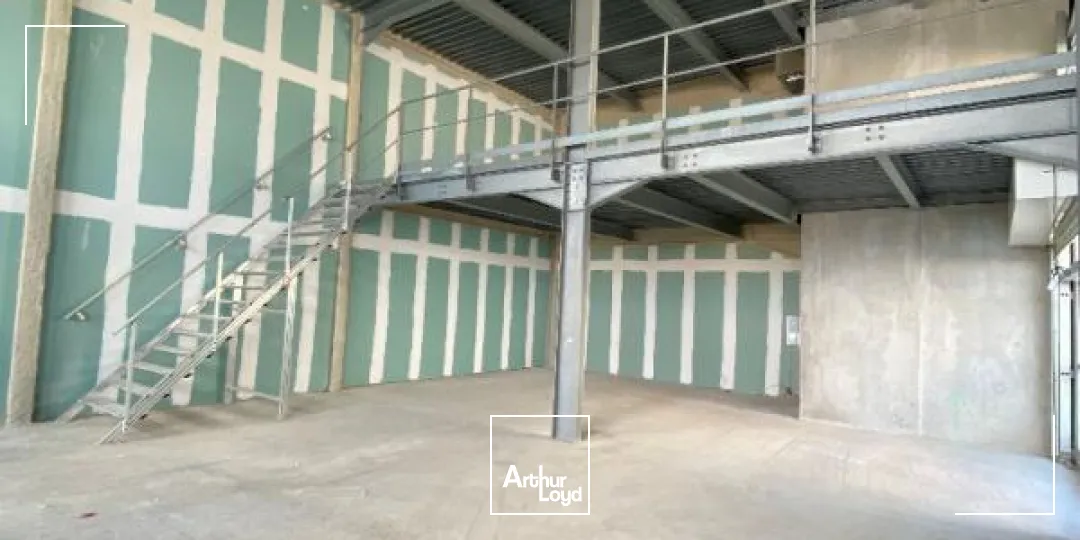 Local commercial 200 m2 FdF