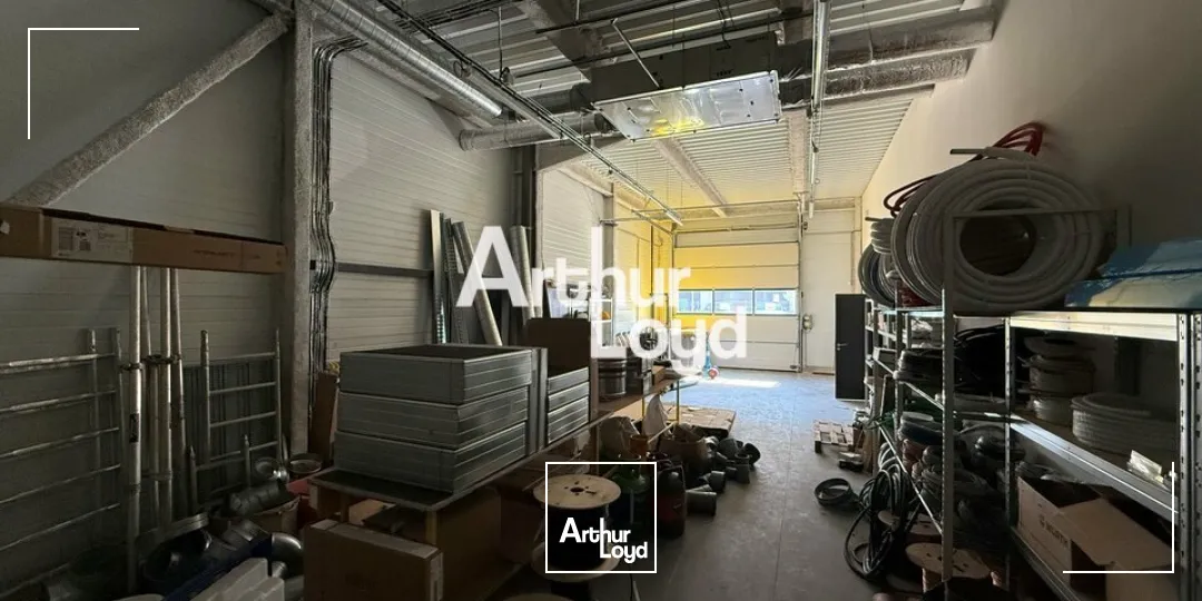 Locaux mixtes de 225 m² à louer Puget-Sur-Argens