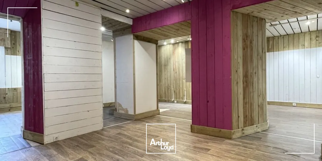 A VENDRE - LOCAL COMMERCIAL - 100 M² - AURAY