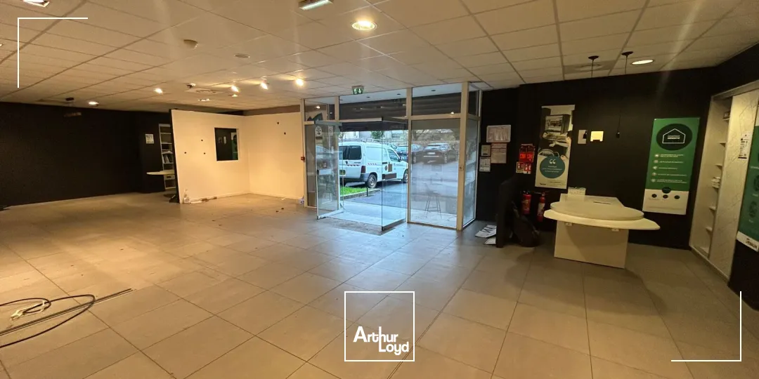 Magnifique emplacement à Louer à Villeneuve d'Ascq